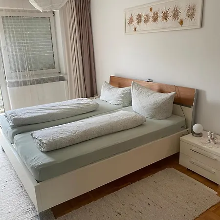 Hébergement de vacances Haus Mit Schoenem Garten